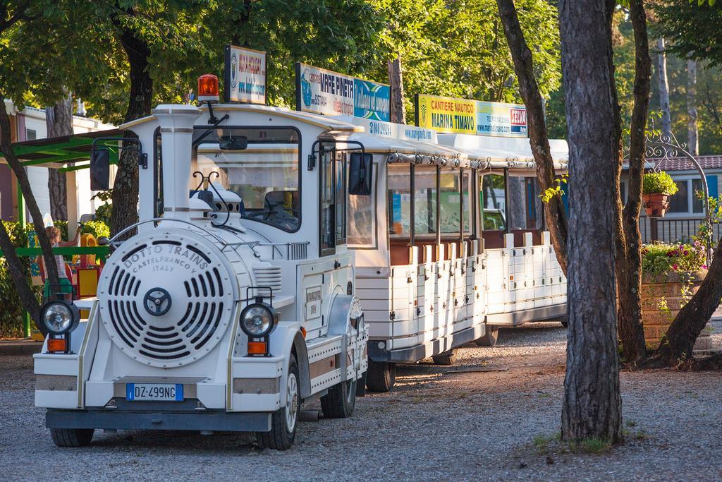 Camping Village Mare Pineta Sistiana Exterior foto